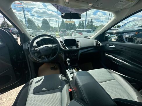 Used 2019 Ford Escape SE FWD image 23