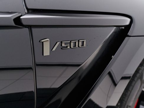 Used 2021 Aston Martin DBX AWD/4WD image 3