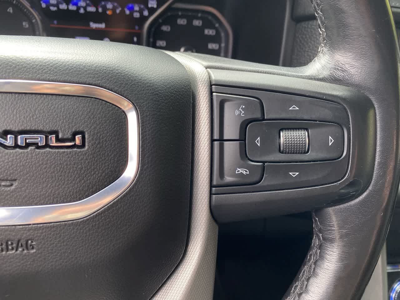 Used 2021 GMC Yukon XL Denali w/ Denali Ultimate Package AWD/4WD image 21