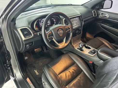 Used 2014 Jeep Grand Cherokee Limited w/ Trailer Tow Group IV image 11