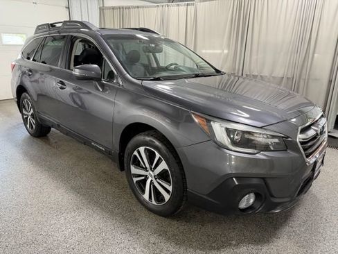 Used 2019 Subaru Outback 3.6R Limited AWD/4WD image 3