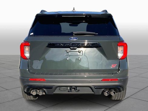 Used 2024 Ford Explorer ST w/ Equipment Group 401A image 4