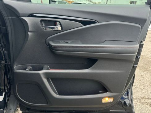 Used 2019 Honda Ridgeline Black Edition image 23
