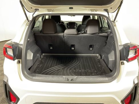 Used 2025 Subaru Crosstrek 2.0i Premium AWD/4WD image 17