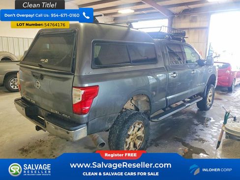 Used 2016 Nissan Titan SL AWD/4WD image 4