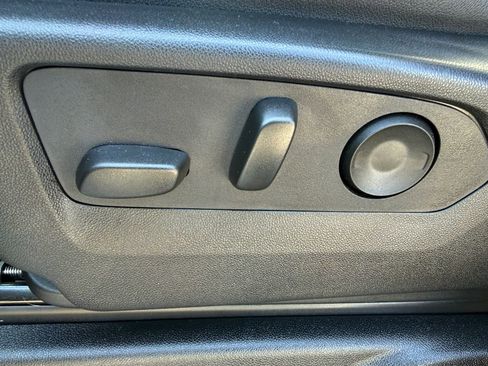 Used 2024 Chevrolet Tahoe LT w/ Luxury Package AWD/4WD image 10