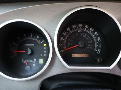 Used 2012 Toyota Tundra 4x4 Double Cab image 33