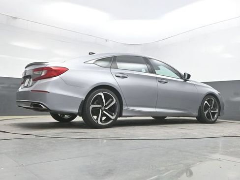 Used 2022 Honda Accord Sport image 40