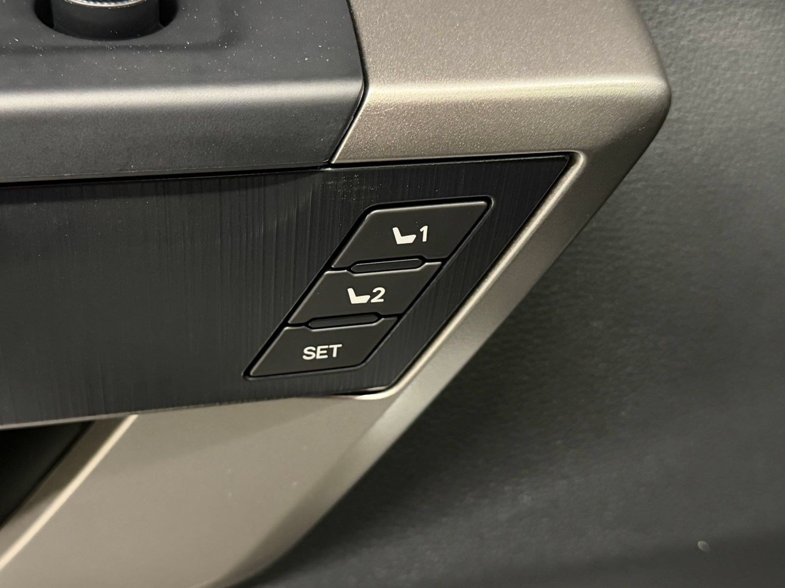 New 2026 Toyota Tundra Platinum AWD/4WD image 29