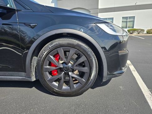 Used 2023 Tesla Model X Plaid image 5