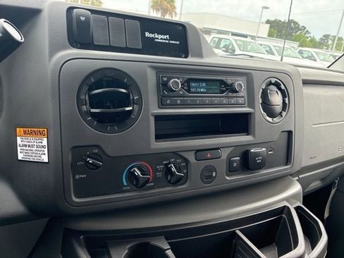 New 2026 Ford E-450 and Econoline 450 Super Duty w/ Power Equipment Group RWD image 30