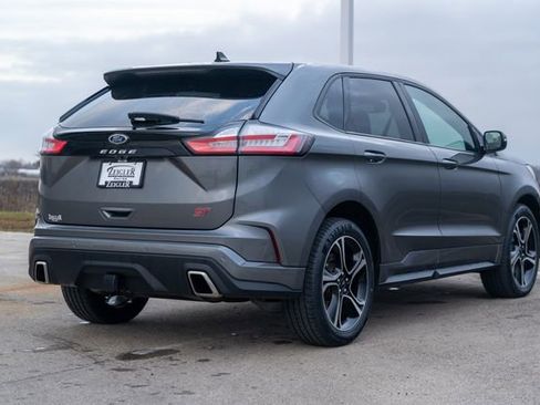 Used 2023 Ford Edge ST image 7