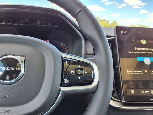 New 2026 Volvo XC90 B5 Core w/ Protection Package Premier image 16