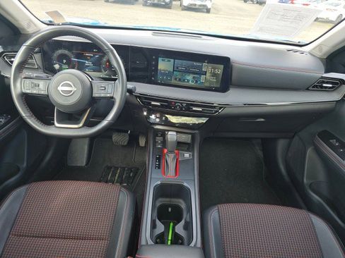 Used 2025 Nissan Kicks SR w/ SR Premium Package image 22