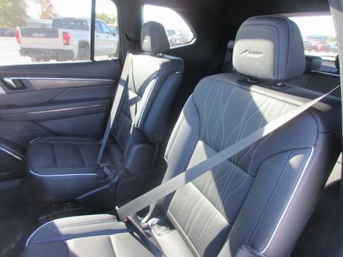 New 2026 Buick Enclave Avenir w/ Super Cruise Package image 14