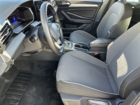 Used 2025 Volkswagen Jetta Sport FWD image 16