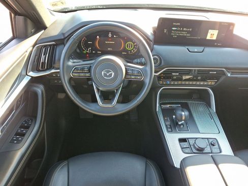 Certified 2025 MAZDA CX-70 3.3 Turbo S w/ Premium Package image 12