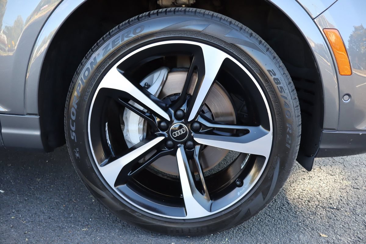 Used 2019 Audi Q7 3.0T Prestige w/ Prestige Package AWD/4WD image 48