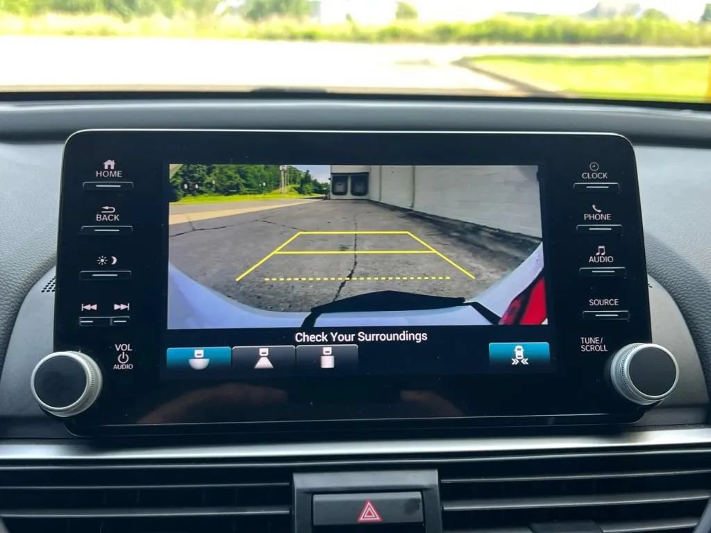 Used 2022 Honda Accord Sport image 43