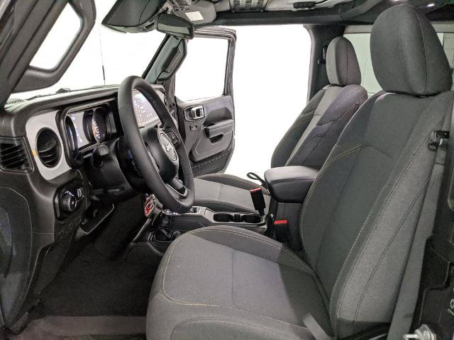 Used 2026 Jeep Wrangler Sport AWD/4WD image 16