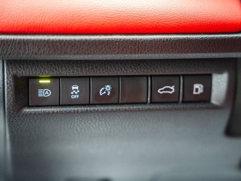 Used 2025 Toyota Camry XSE image 42