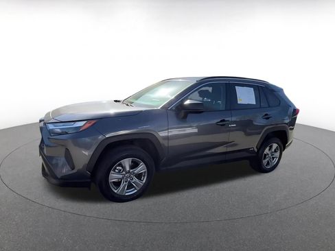 Used 2025 Toyota RAV4 LE image 8