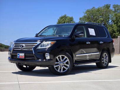 Used 2014 Lexus LX 570 4WD w/ Luxury Package