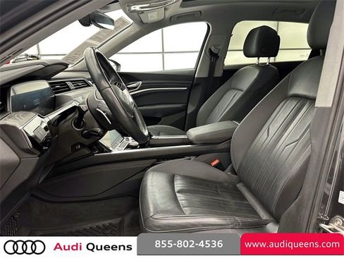 Used 2021 Audi e-tron Premium image 12