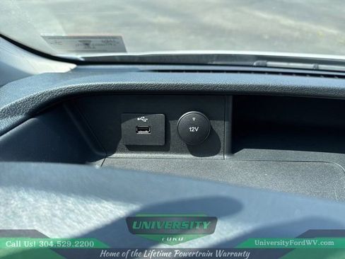 New 2025 Ford Transit 250 148 Medium Roof image 15