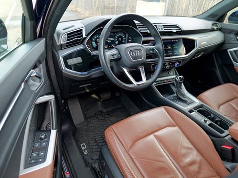 Used 2022 Audi Q3 2.0T Premium image 16