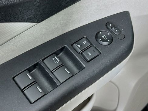 Used 2014 Honda CR-V LX image 18