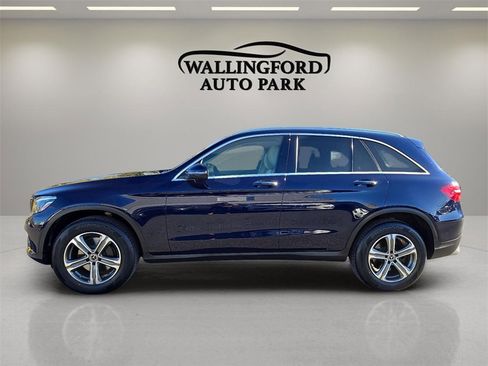 Used 2019 Mercedes-Benz GLC 300 4MATIC image 7