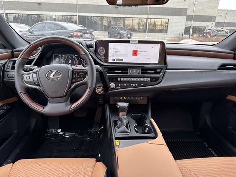 New 2025 Lexus ES 350 Ultra Luxury image 15
