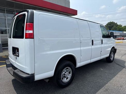 Used 2020 Chevrolet Express 2500 w/ Driver Convenience Package image 7