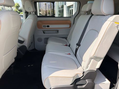 Certified 2025 Volkswagen ID. Buzz 1st Edition RWD image 9