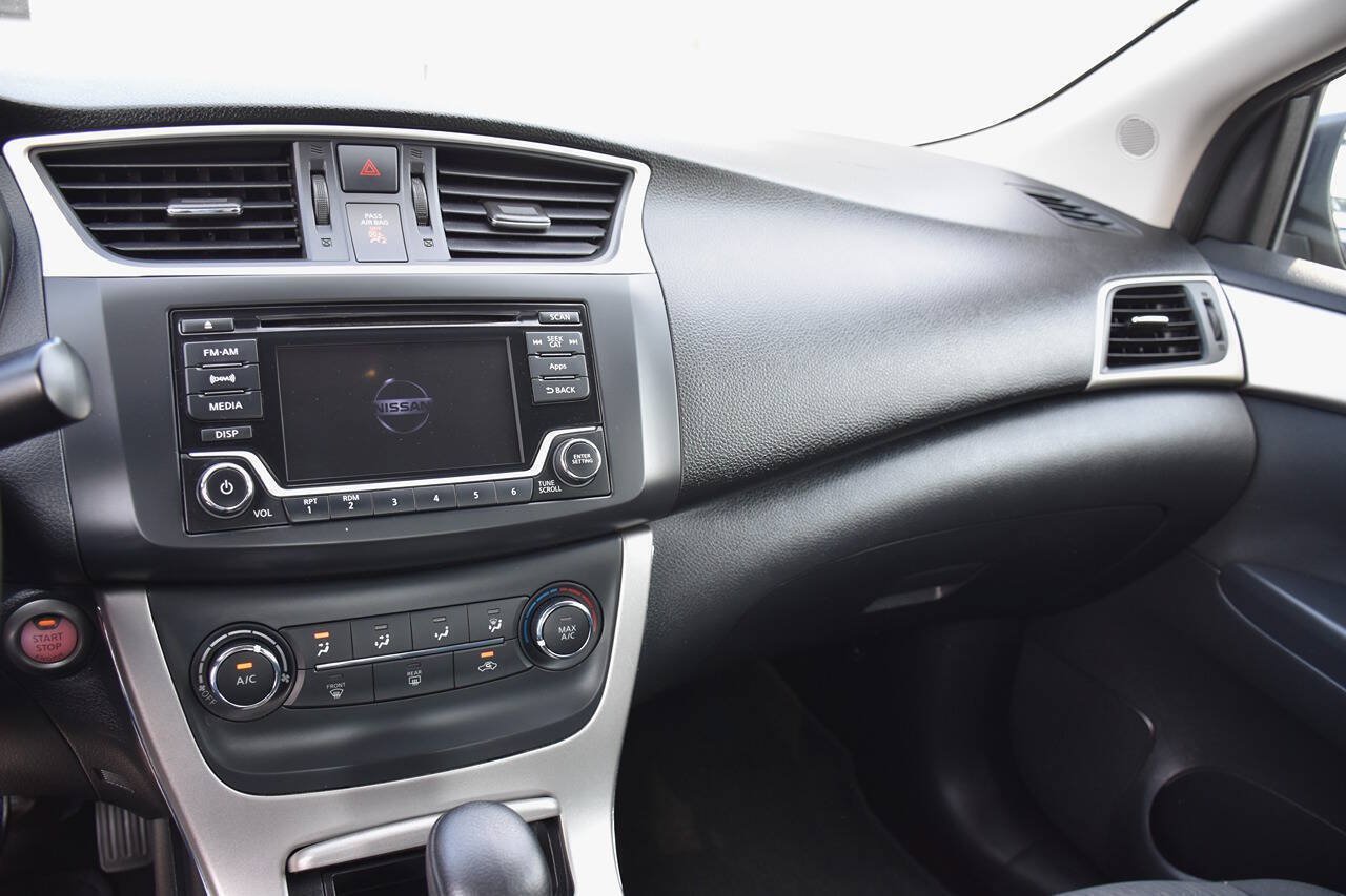 Used 2015 Nissan Sentra SV FWD image 15