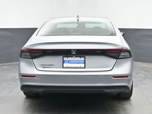 Used 2024 Honda Accord EX image 9