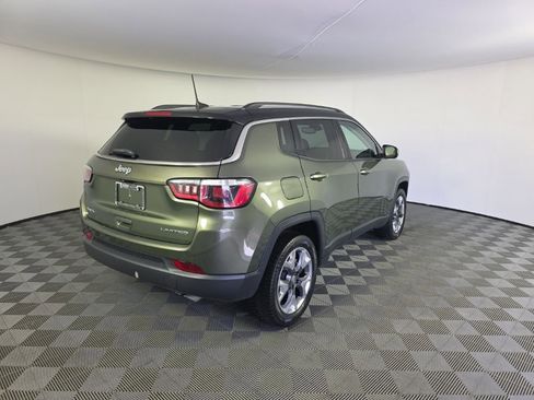 Used 2019 Jeep Compass Limited AWD/4WD image 5