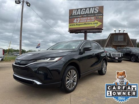 Used 2024 Toyota Venza Limited AWD/4WD image 1