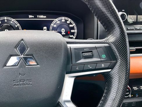 Used 2022 Mitsubishi Outlander SEL image 24