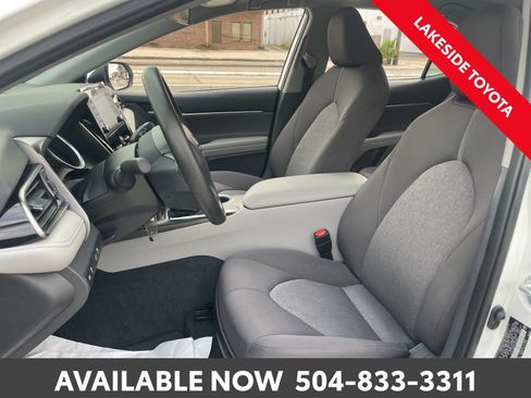 Used 2023 Toyota Camry LE image 26