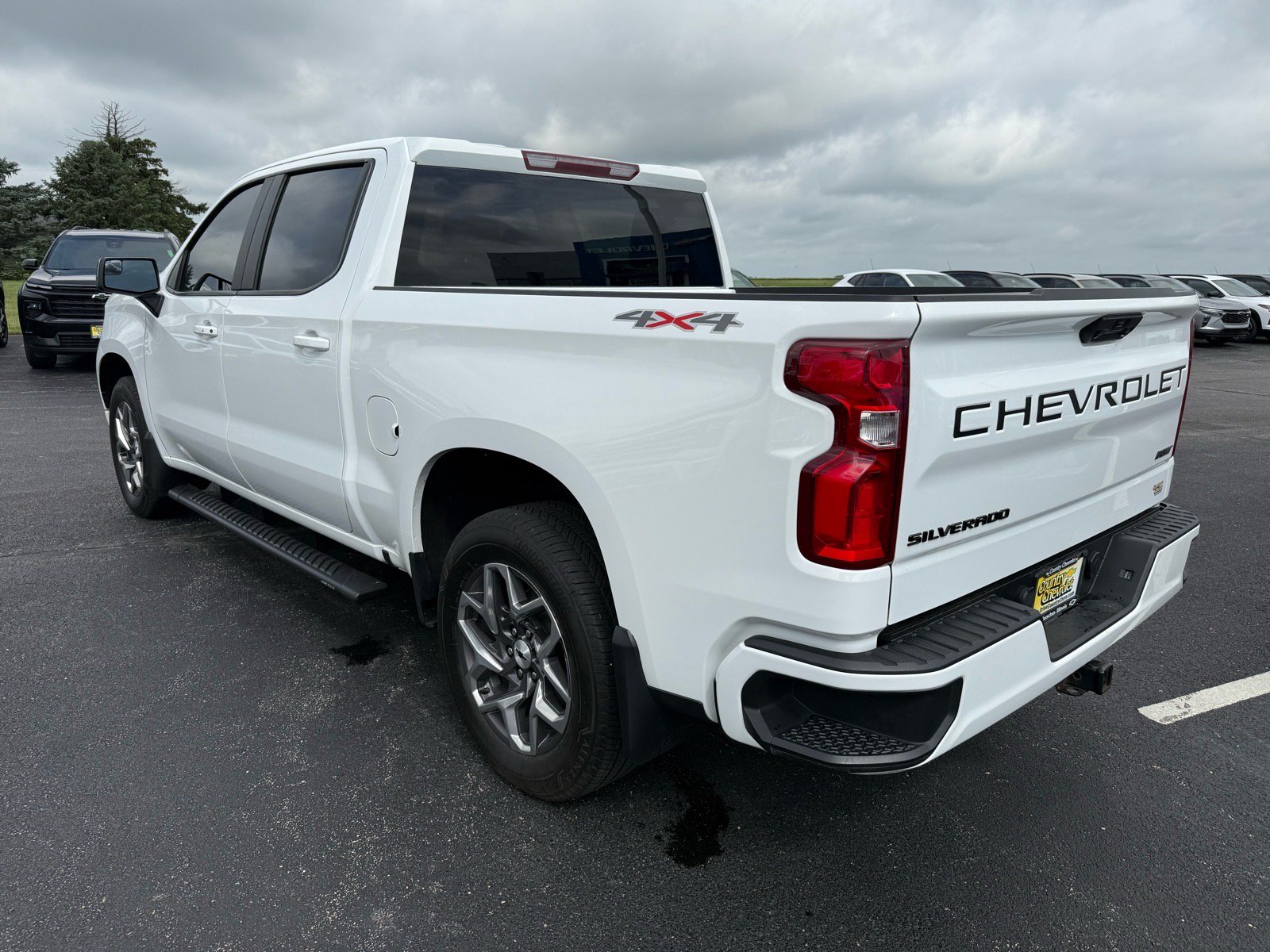 Used 2023 Chevrolet Silverado 1500 RST w/ LPO, Dark Essentials Package AWD/4WD image 3