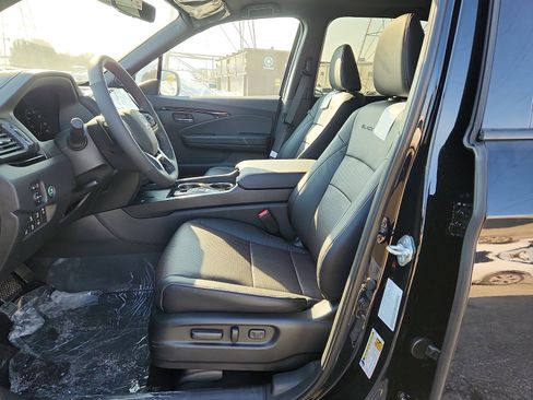New 2026 Honda Ridgeline Black Edition image 9