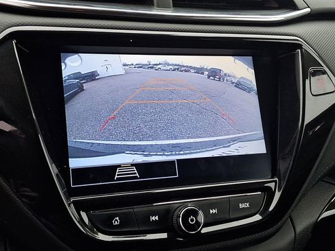 Used 2023 Chevrolet TrailBlazer LT w/ Convenience Package image 4