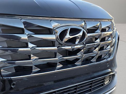 Certified 2024 Hyundai Tucson Limited image 9