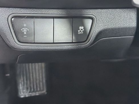 Used 2024 Kia Forte LXS FWD image 16