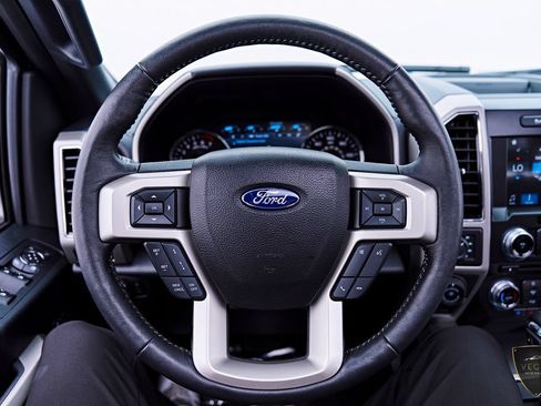 Used 2017 Ford F150 Lariat w/ Equipment Group 502A Luxury AWD/4WD image 80