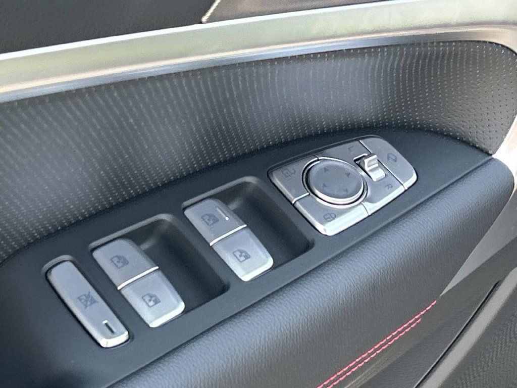 New 2026 Genesis G70 3.3T Sport Prestige AWD/4WD image 17