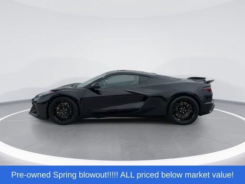 Used 2025 Chevrolet Corvette Z06 w/ Battery Protection Package RWD image 5