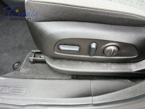 Certified 2023 Chevrolet Equinox LS w/ LS Convenience Package AWD/4WD image 18